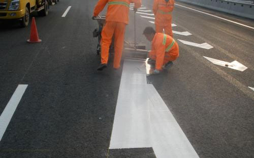 吉木萨尔丙烯酸标线涂料